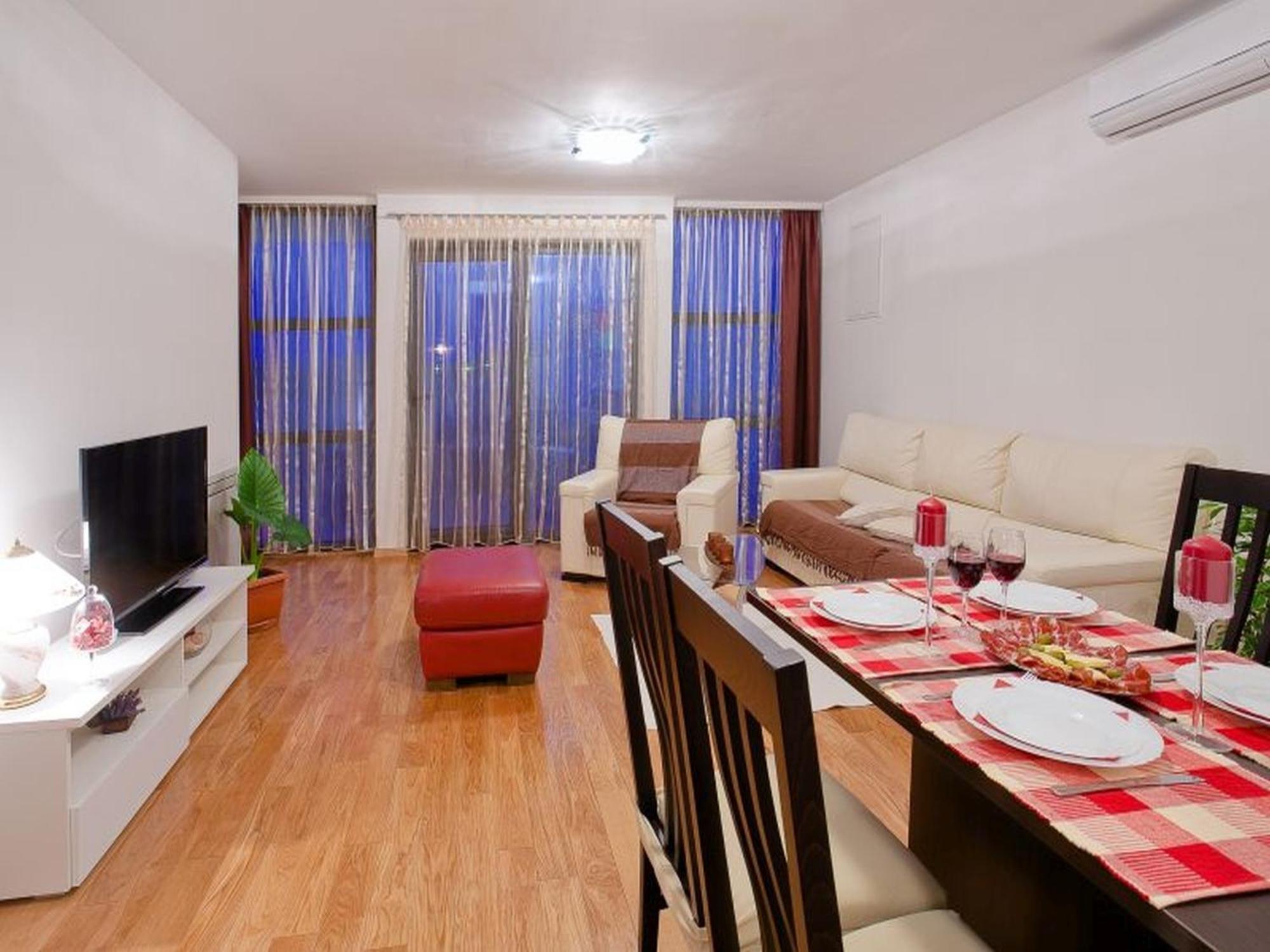 Apartments Dalmatia (Adults Only) Привлака Экстерьер фото