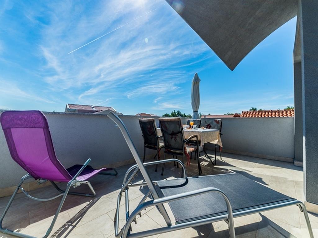 Apartments Dalmatia (Adults Only) Привлака Экстерьер фото